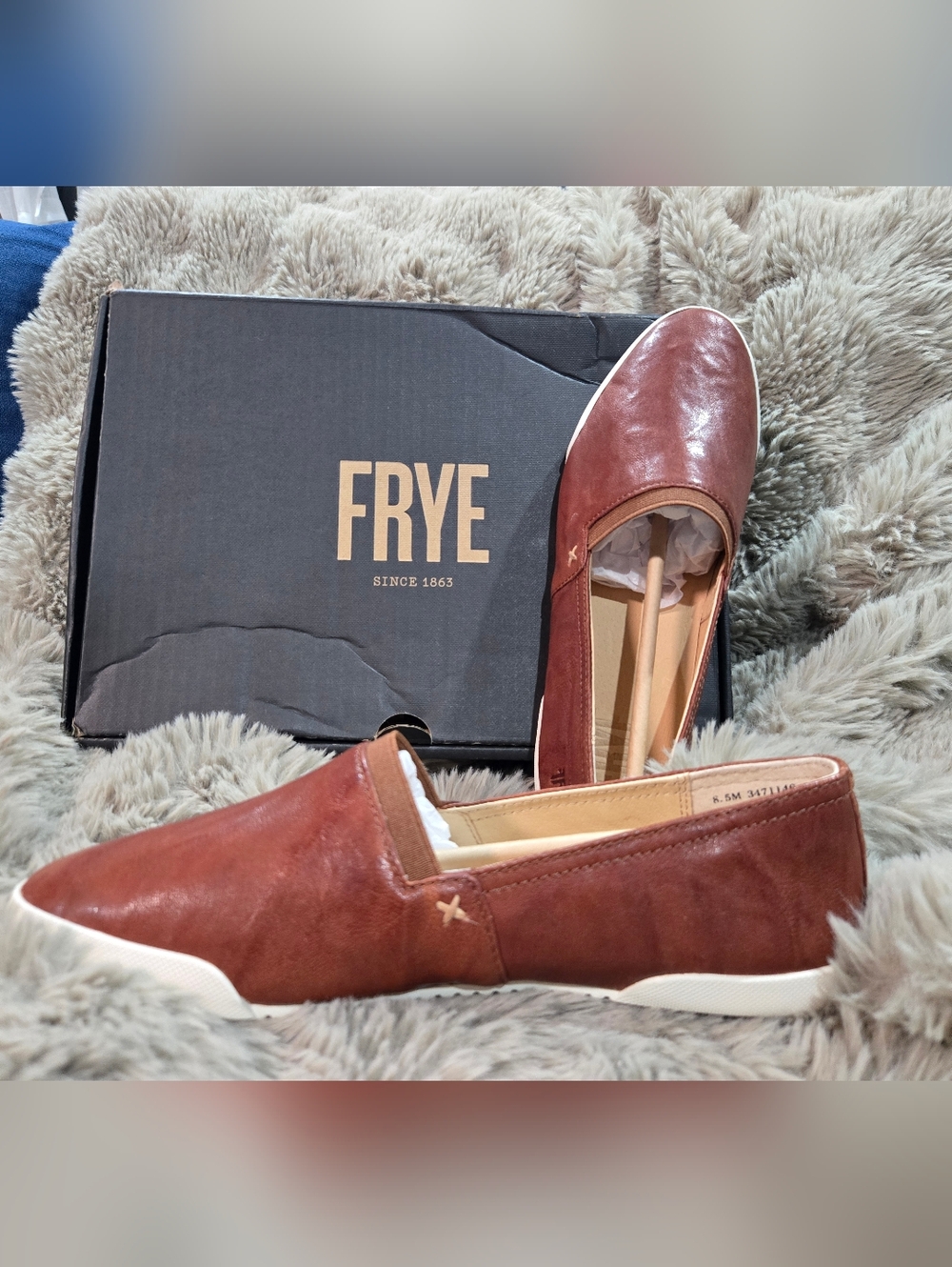 The Frye Company / Melanie Slip On, women size 8.5, New in box